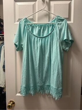 St. John's Bay Light Teal Short Sleeve Tee with Lace Hem